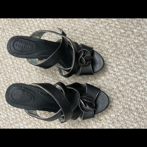 Fossil black strappy heels flower size 9.5 - Picture 13 of 14